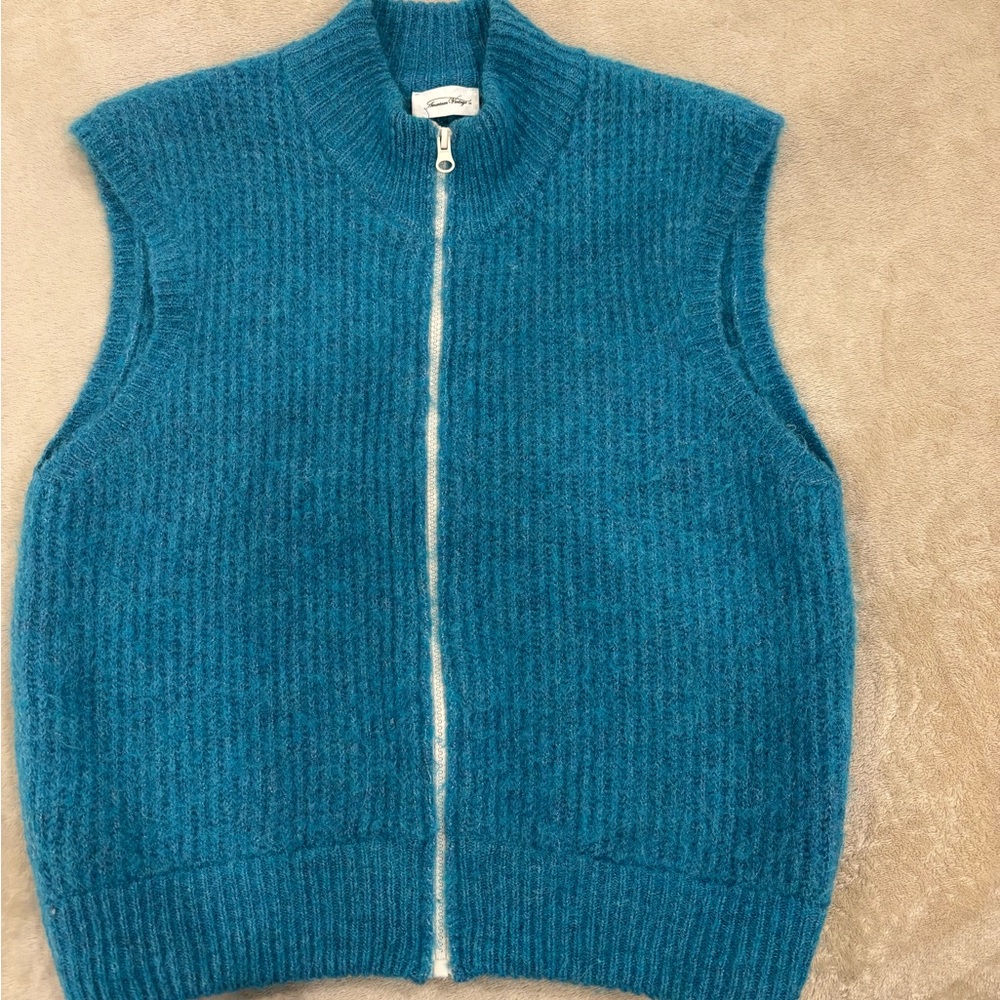 American Vintage brand women’s Blue Sweater Vest